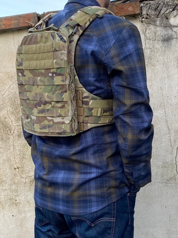 REVIEW: Crye Precision AVS: Adaptive Vest System Part 1 – Base ...